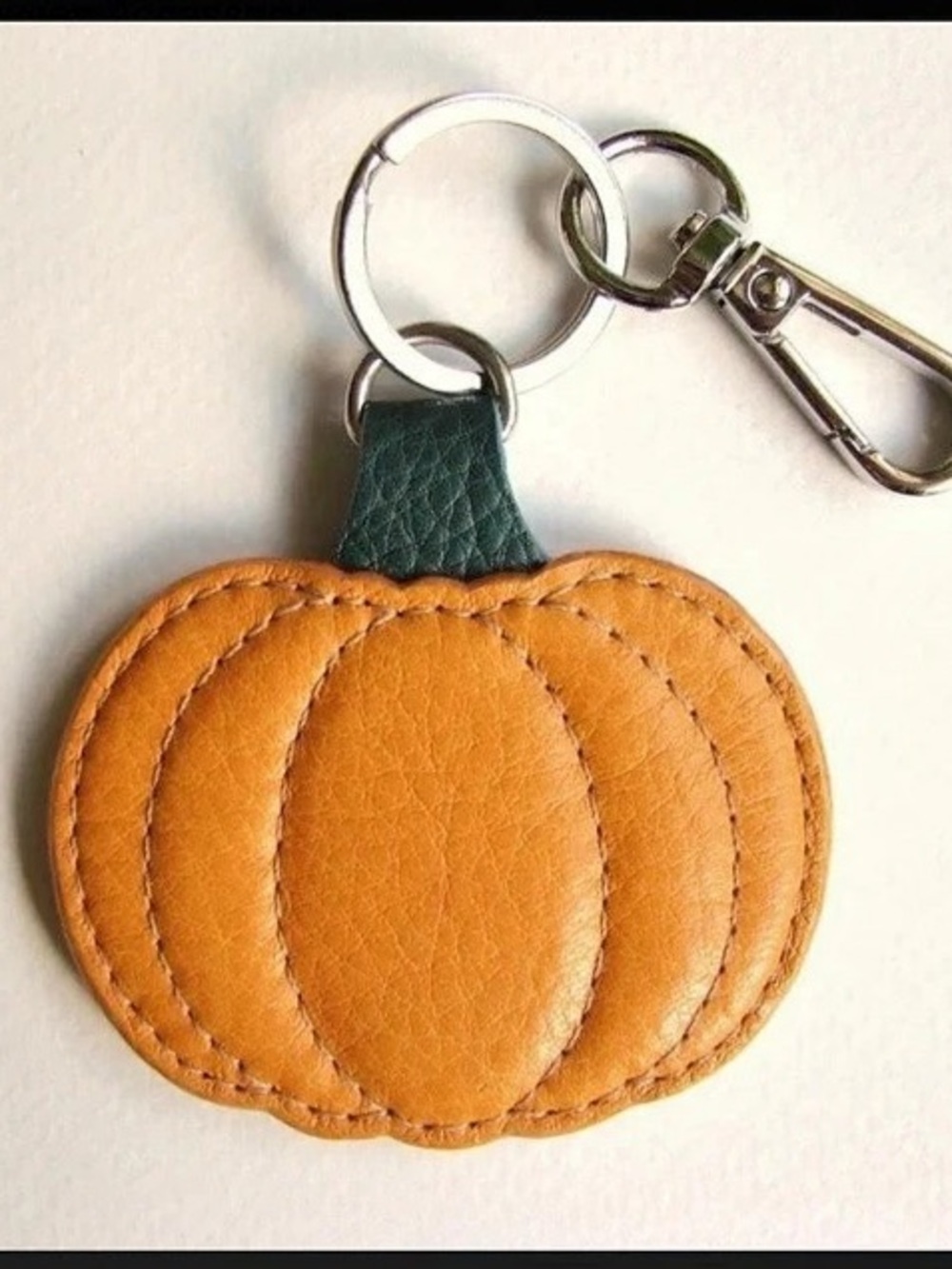 Pumpkin Keychain in Orange faux leather nwt